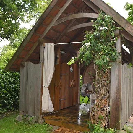 Appartement Zirkuswagen Auf Schafswiese Bleckede